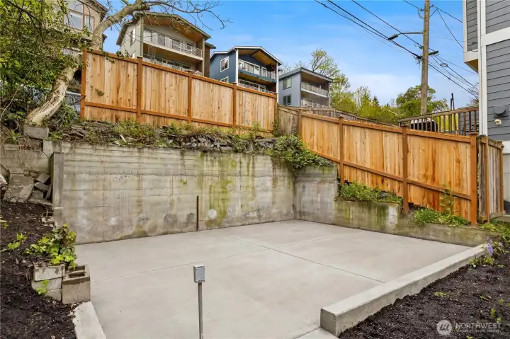 Extra space ready for your vision—detached garage and more.