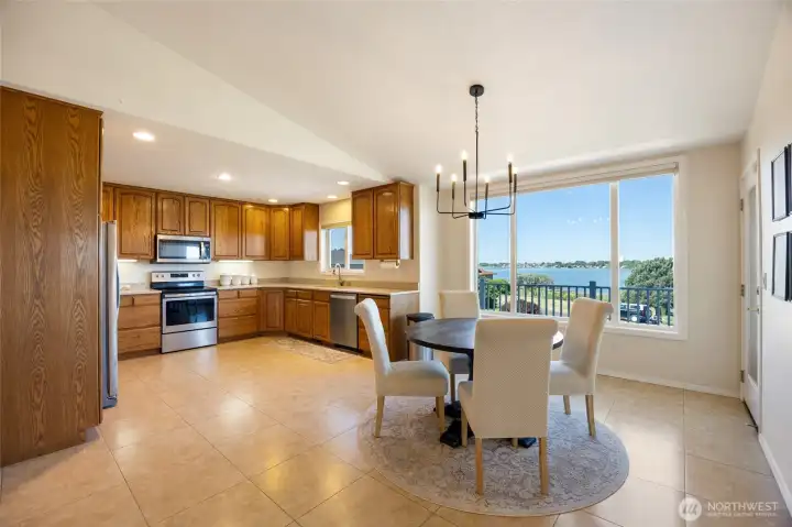 Kitchen with additional dining space