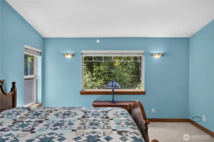 Wake up to those forest views… Wake up to those forest views…