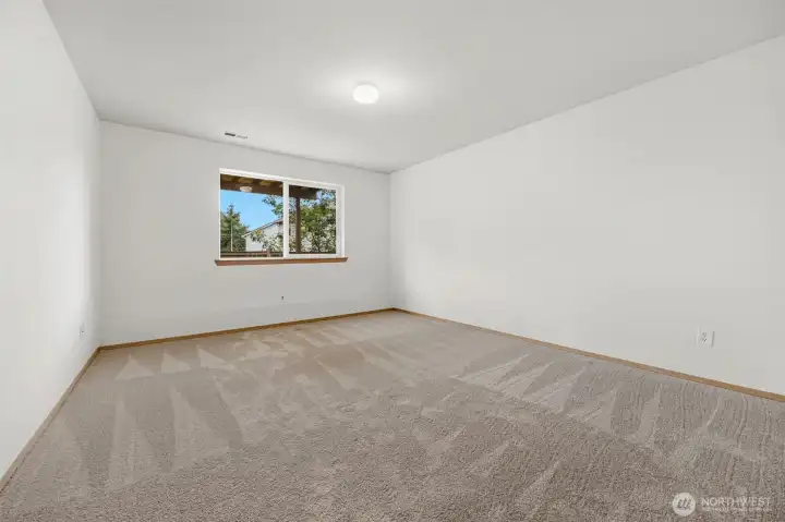 Downstairs bedroom 1