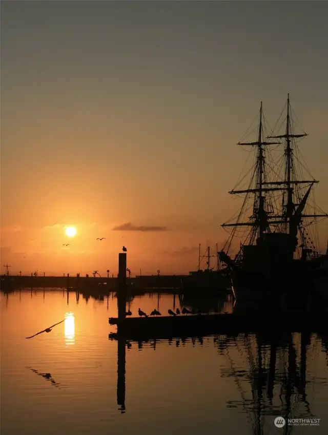 Sunrise at the westport marina