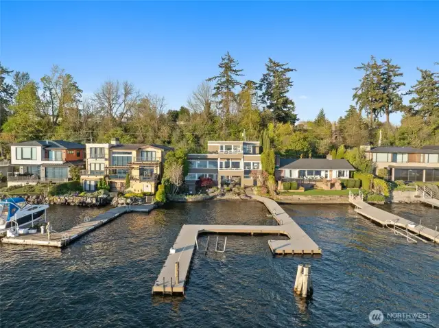 Extending over 110 feet from the shoreline, this reconstructed dock is a true boater’s dream—designed for both style and function.