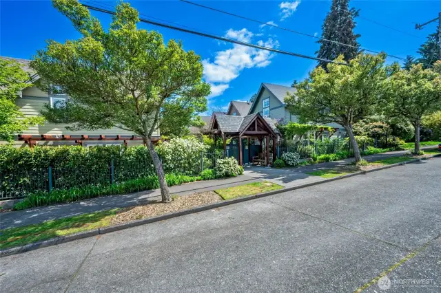 Exterior on 5th Ave NE is on a tree lined street and just a few blocks to Green Lake. Prime location!