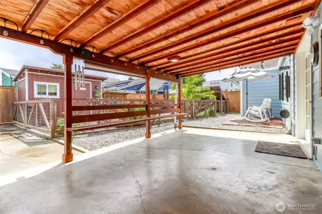 Plenty of room for entertaining on the covered patio