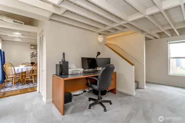 Office or living room nook