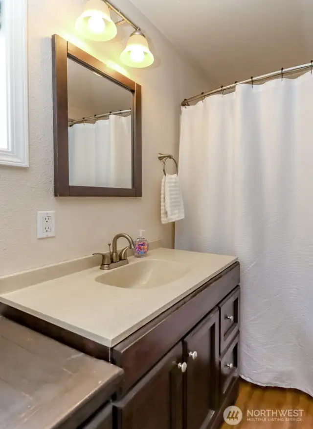 Full bathroom