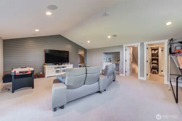 Rec room, picture looking back at stairs & bath.