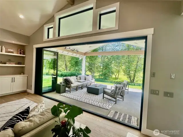 Picture from the living room with the accordion doors open. What a setting.