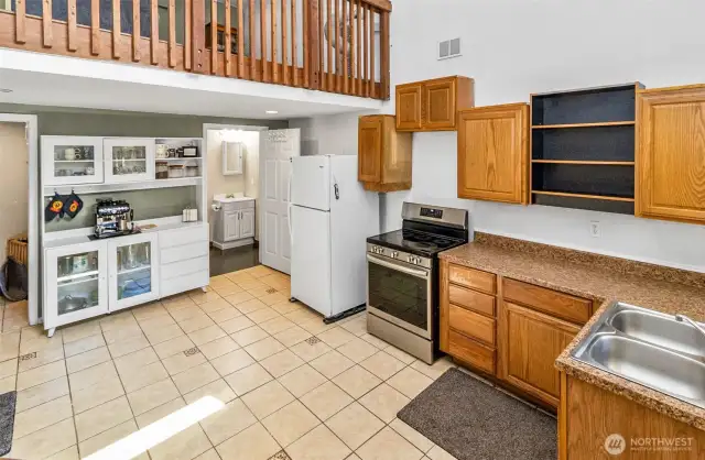 Full kitchen with Coffee BAR / Pantry- storage closet