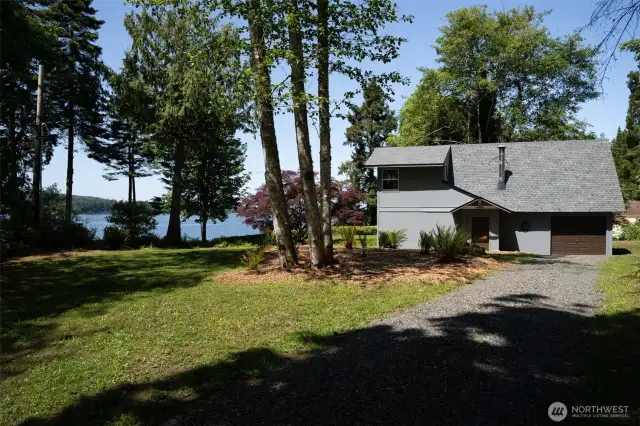 Driveway to cabin