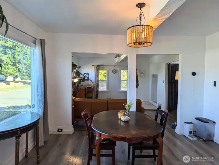 Very open rooms and lots of space.