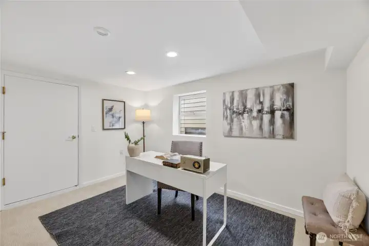 Lower Level Offiice/Bonus Space