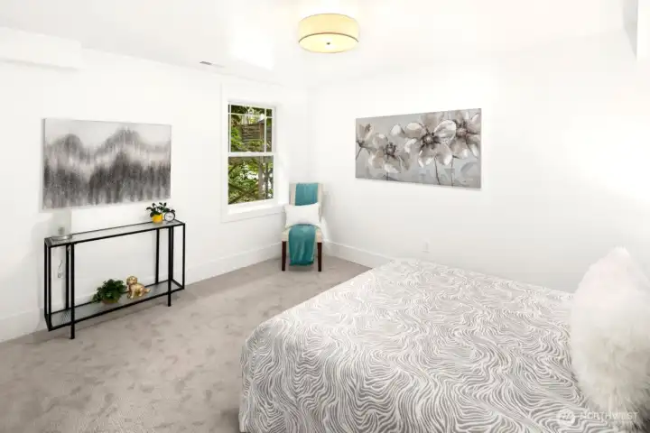Lower level guest suite bedroom