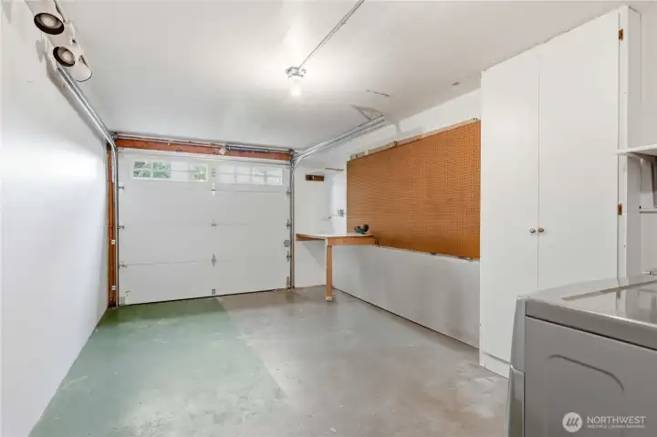 Single car garage