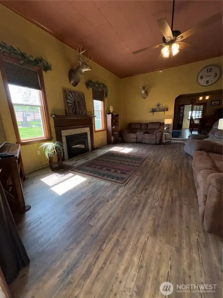 Living Room w/Gas Fireplace