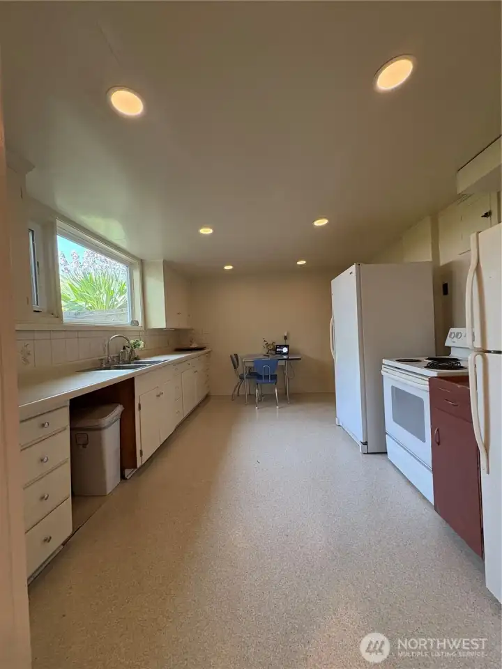 2nd Kitchen