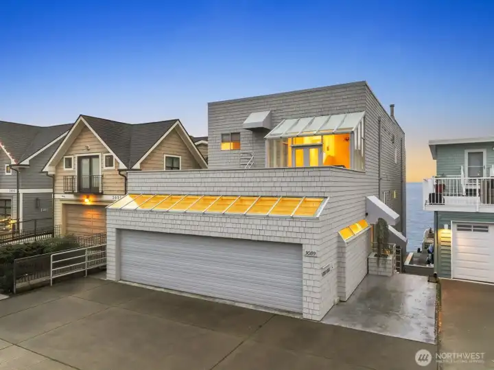 Waterfront condominium on Alki with Puget Sound views and a coveted location along one of West Seattle's most iconic waterfront corridors. Waterfront condominium on Alki with Puget Sound views and a coveted location along one of West Seattle's most iconic waterfront corridors.