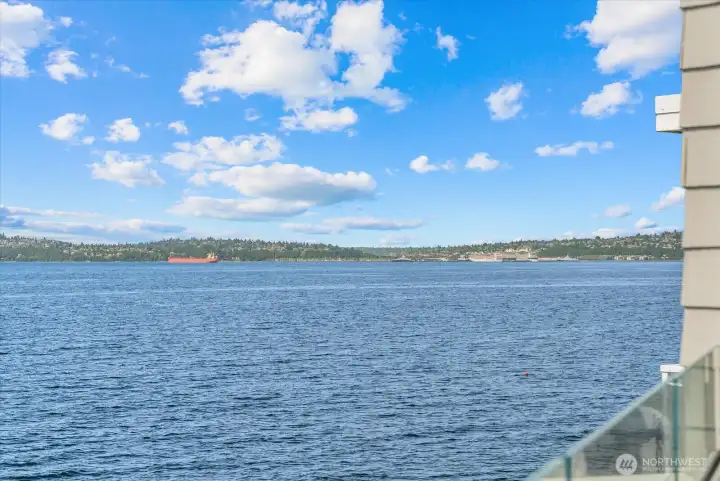 Watch marine traffic pass by from your waterfront retreat. Watch marine traffic pass by from your waterfront retreat.