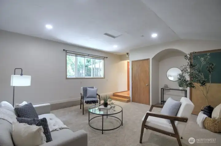Fun alcove for media or decorative display