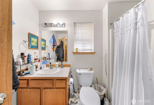 1540 Primary Bath