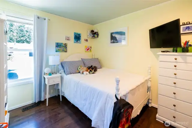 2nd Bedroom