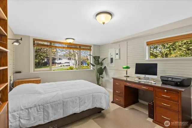 Lower 4th bedroom