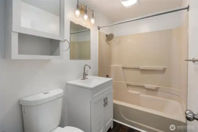 Main bathroom