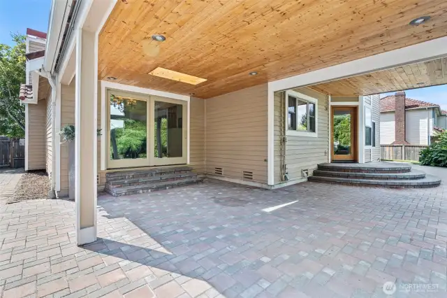 Large custom patio with nearly 500' of covered patio space with gas hook-ups and skylight.