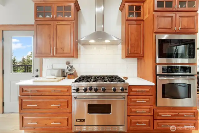 Viking range & upscale appliances