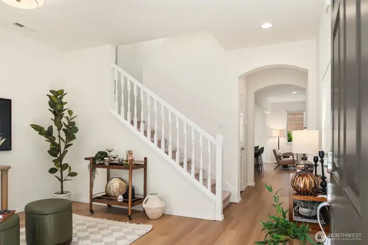 Entryway leading to Sitting Room