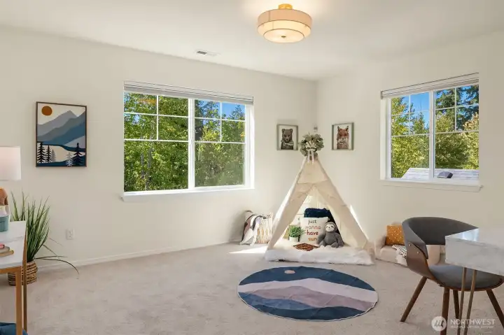 Bright and Sunny Loft