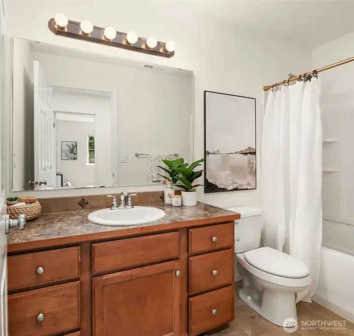 2nd Full Bath Upstairs