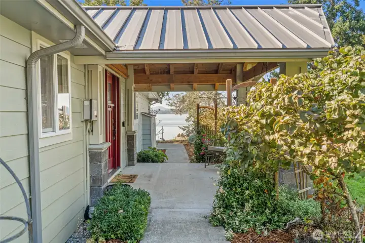 Covered front entry way.
