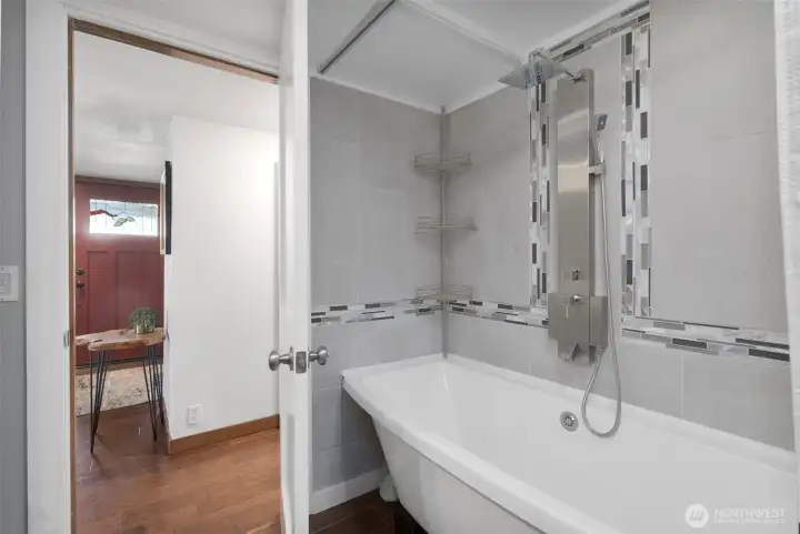 Full hall bathroom.