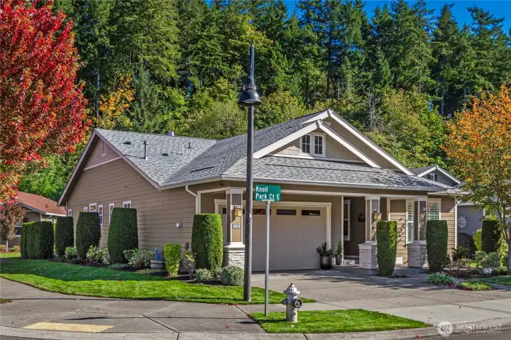 Incredible street appeal welcomes you to this stately and impeccably maintained "Refresh". Situated on a quiet corner lot on a dead-end street just two blocks from the Seven Summits Lodge, & a short walk to Post & Pour, retail and many trailheads.  Mature plantings and a permanent greenbelt provide an exceptional backdrop for this beautiful home.  $9500 Club fee is waived!