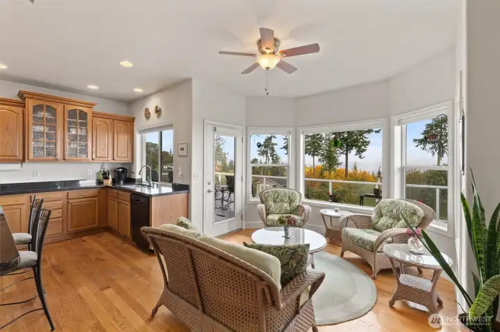 Doorway from the breakfast area out to the large deck.
