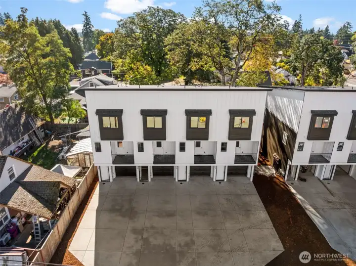 Two 4plex across available as well.