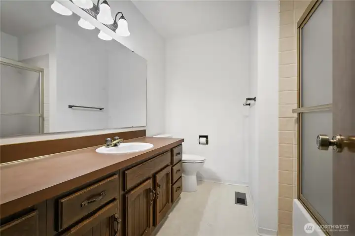 Central Hall Bathroom