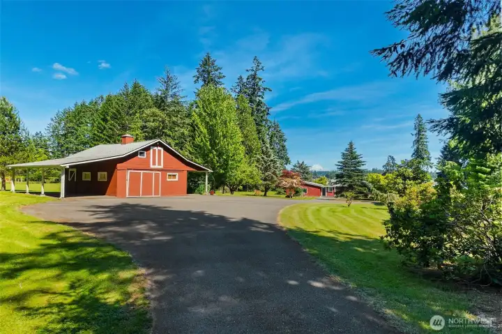Barn welcomes you home Barn welcomes you home
