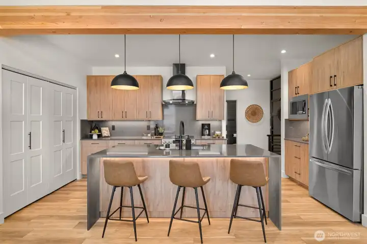 Photos represent builder's finish product and may not be exact.