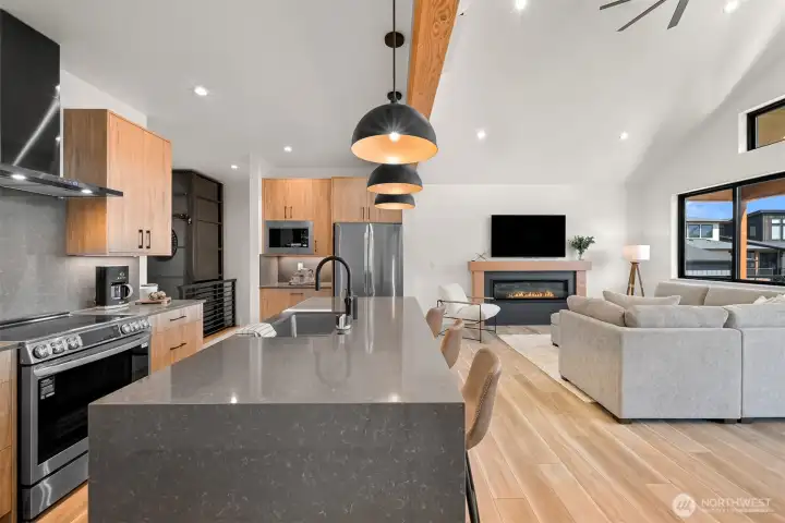 Photos represent builder's finish product and may not be exact.