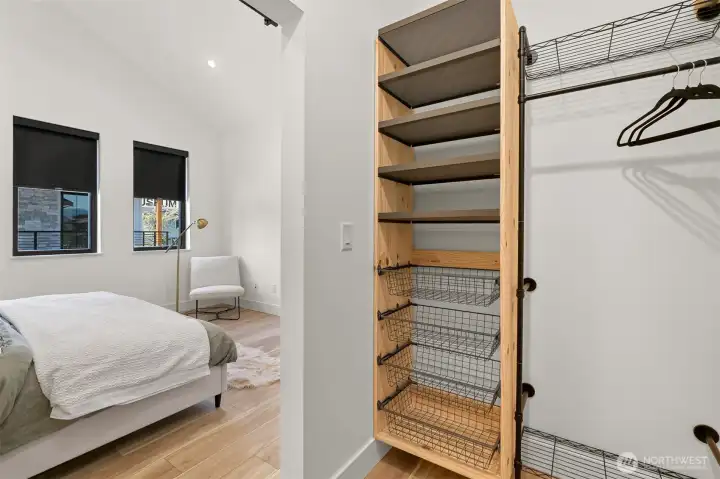 Photos represent builder's finish product and may not be exact.