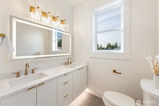 Upper hall bathroom