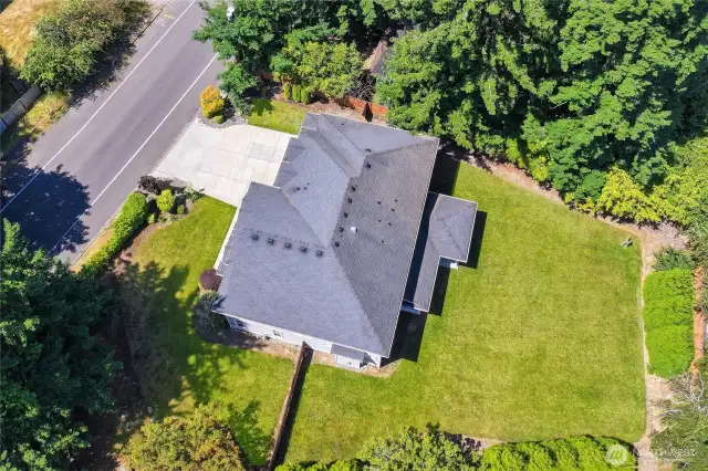 Great privacy, no neighbors in sight