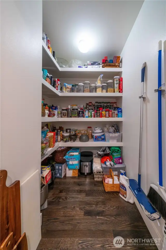 Walk-in pantry!  Look out Costco!