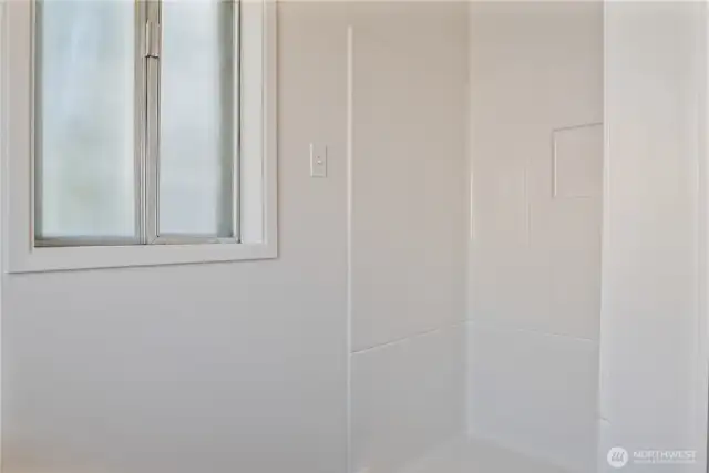 3/4 Bathroom