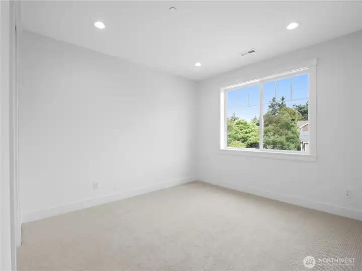 Upstairs Bedroom 2