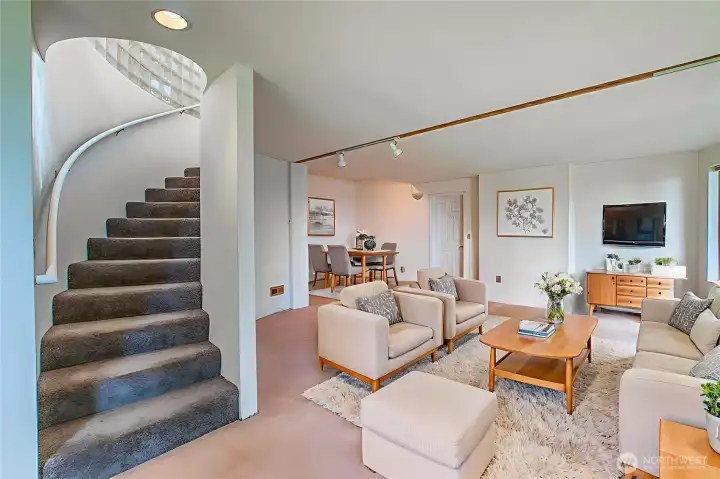 Enter the lower area and a second, very comfortable living space appears