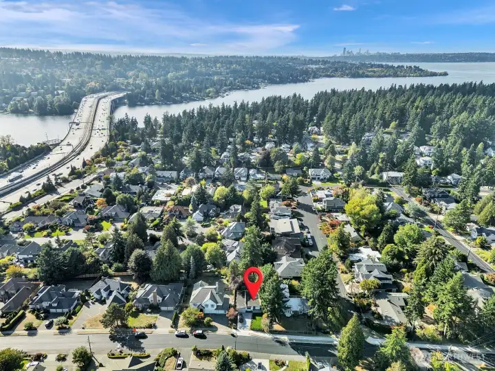 Aerial Mercer Island/ I-90 View.