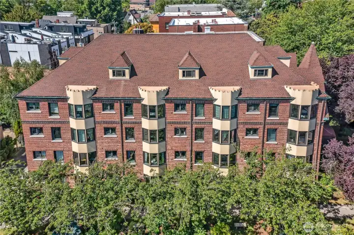 Located where Capitol Hill, Squire Park, the Central District and Cherry Hill neighborhoods meet.